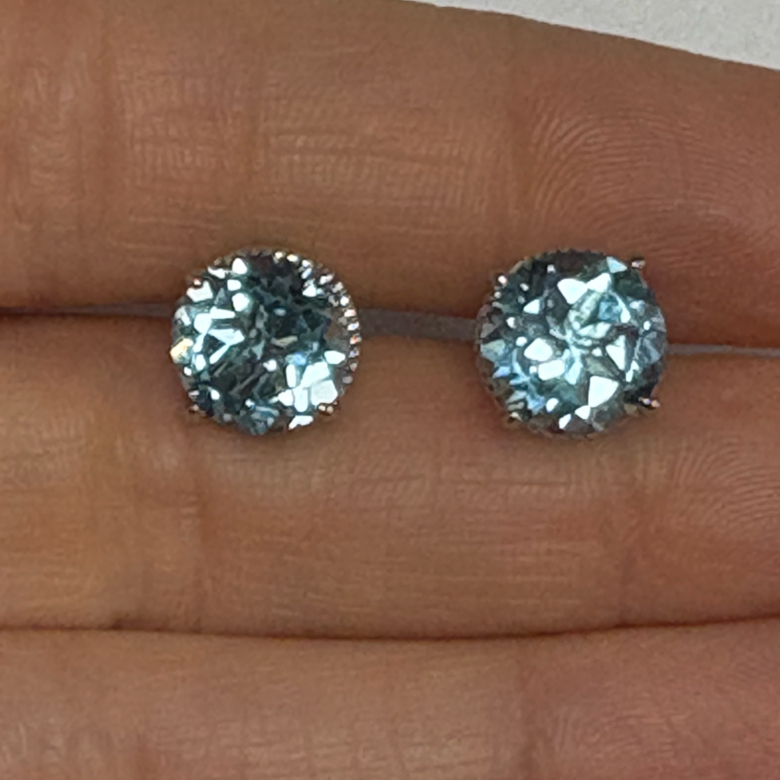 Suzy Levian Round Cut Blue Topaz Gemstone Stud Earrings Nwt